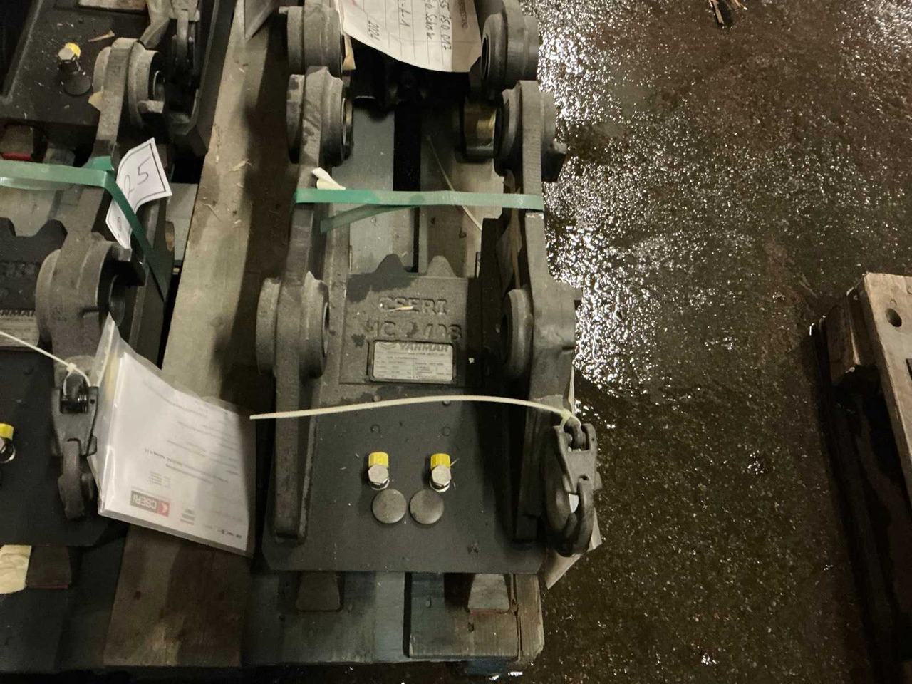 2022 YANMAR HCSW08 QUICK COUPLER, HYDR. - Chargeuse sur pneus: photos 2 2022 YANMAR HCSW08 QUICK COUPLER, HYDR. - Chargeuse sur pneus: photos 2