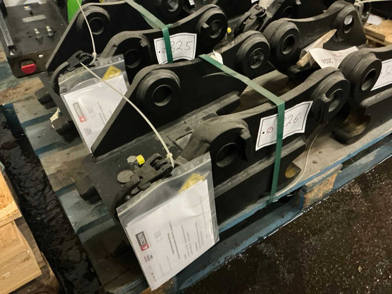 2022 YANMAR HCSW08 QUICK COUPLER, HYDR. - Chargeuse sur pneus: photos 1 2022 YANMAR HCSW08 QUICK COUPLER, HYDR. - Chargeuse sur pneus: photos 1