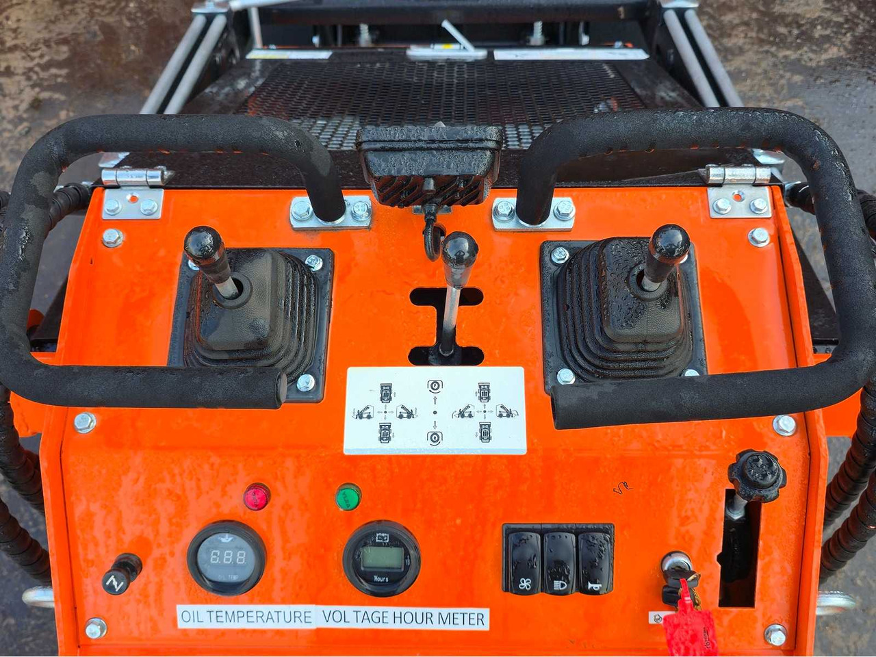 Chargeuse sur pneus 2025 - SDLOOL - 36C - ORANGE - SHOVEL: photos 12 Chargeuse sur pneus 2025 - SDLOOL - 36C - ORANGE - SHOVEL: photos 12