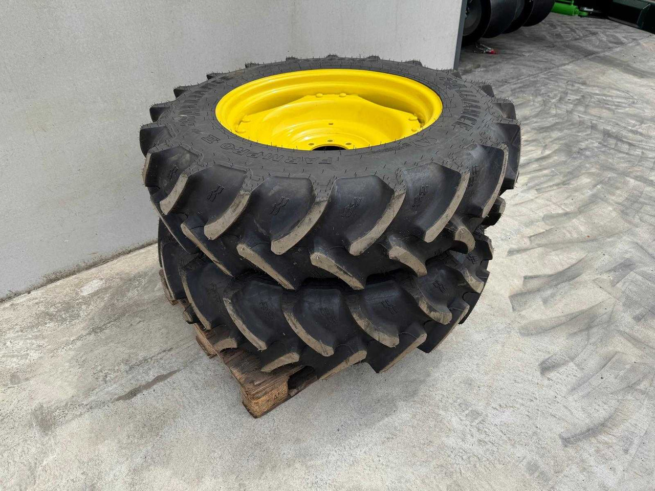 Alliance Farmpro 2 - Pneus et jantes pour Tracteur agricole: photos 3 Alliance Farmpro 2 - Pneus et jantes pour Tracteur agricole: photos 3