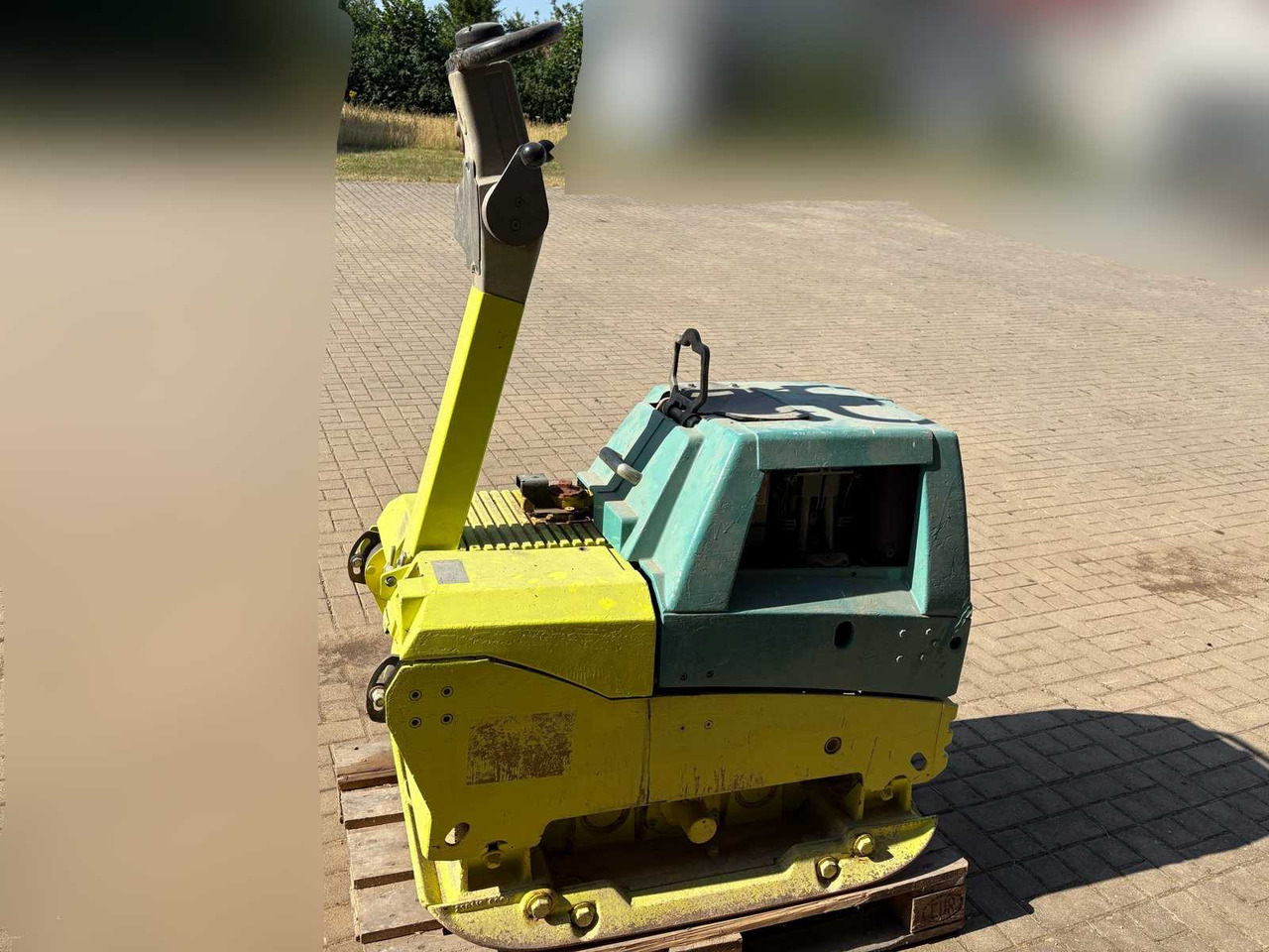 Ammann APH 100 - 20 - Plaque vibrante: photos 5 Ammann APH 100 - 20 - Plaque vibrante: photos 5