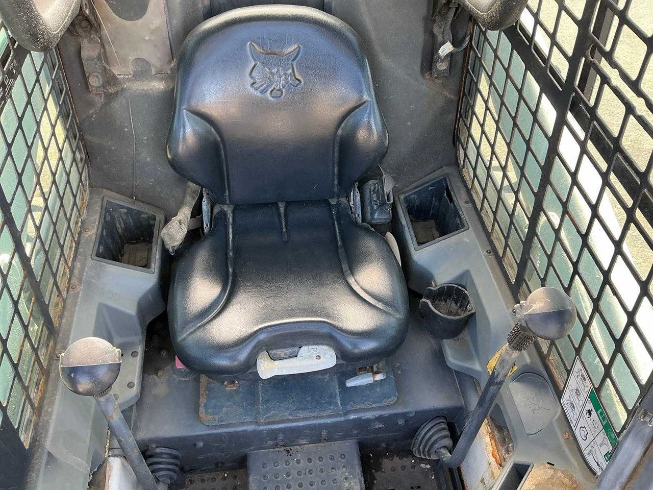 Chargeuse compacte sur chenilles BOBCAT - S450 - COMPACT LOADER - 2021: photos 27 Chargeuse compacte sur chenilles BOBCAT - S450 - COMPACT LOADER - 2021: photos 27