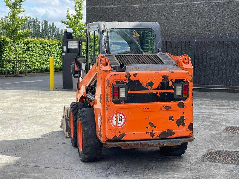 BOBCAT - S450 - LOADER - 2016 - Chargeuse compacte sur chenilles: photos 2 BOBCAT - S450 - LOADER - 2016 - Chargeuse compacte sur chenilles: photos 2