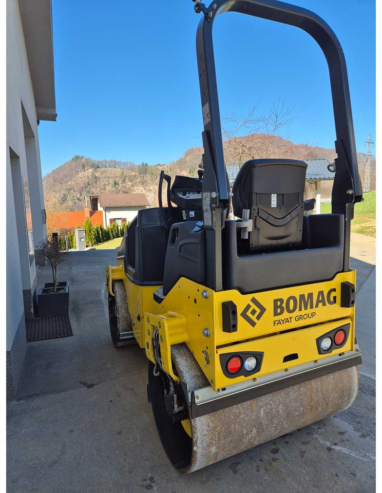 BOMAG BW 120 AD-5 - Rouleau compresseur: photos 4 BOMAG BW 120 AD-5 - Rouleau compresseur: photos 4