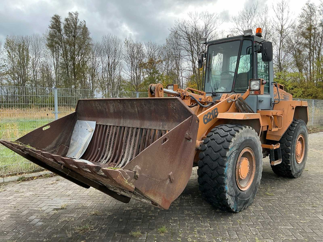 CASE 622B - Chargeuse sur pneus: photos 1 CASE 622B - Chargeuse sur pneus: photos 1