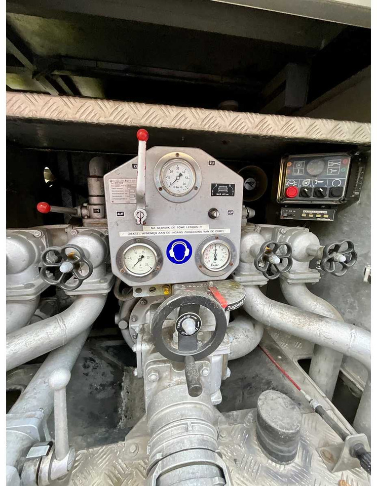 Camion 1997 MERCEDES-BENZ ATEGO FIRE TRUCK FIRE BRIGADE: photos 38