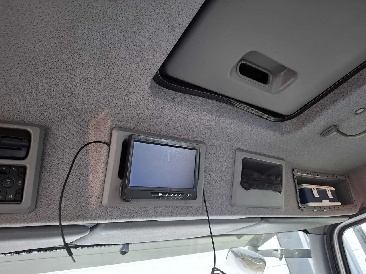 Camion 2009 MERCEDES-BENZ AXOR 1829 L GULLY VACUUM TRUCK: photos 11 Camion 2009 MERCEDES-BENZ AXOR 1829 L GULLY VACUUM TRUCK: photos 11