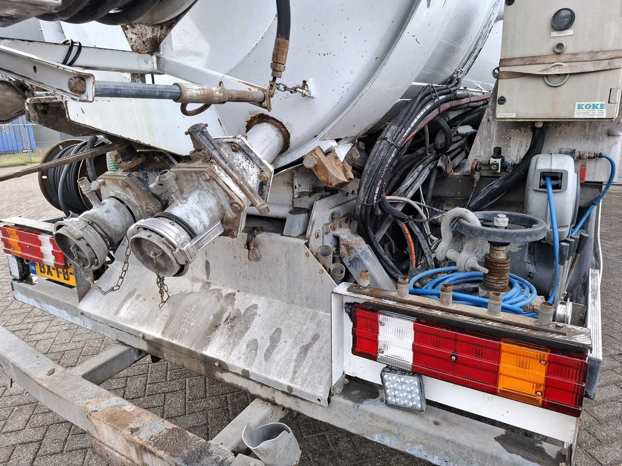 Camion 2009 MERCEDES-BENZ AXOR 1829 L GULLY VACUUM TRUCK: photos 31 Camion 2009 MERCEDES-BENZ AXOR 1829 L GULLY VACUUM TRUCK: photos 31