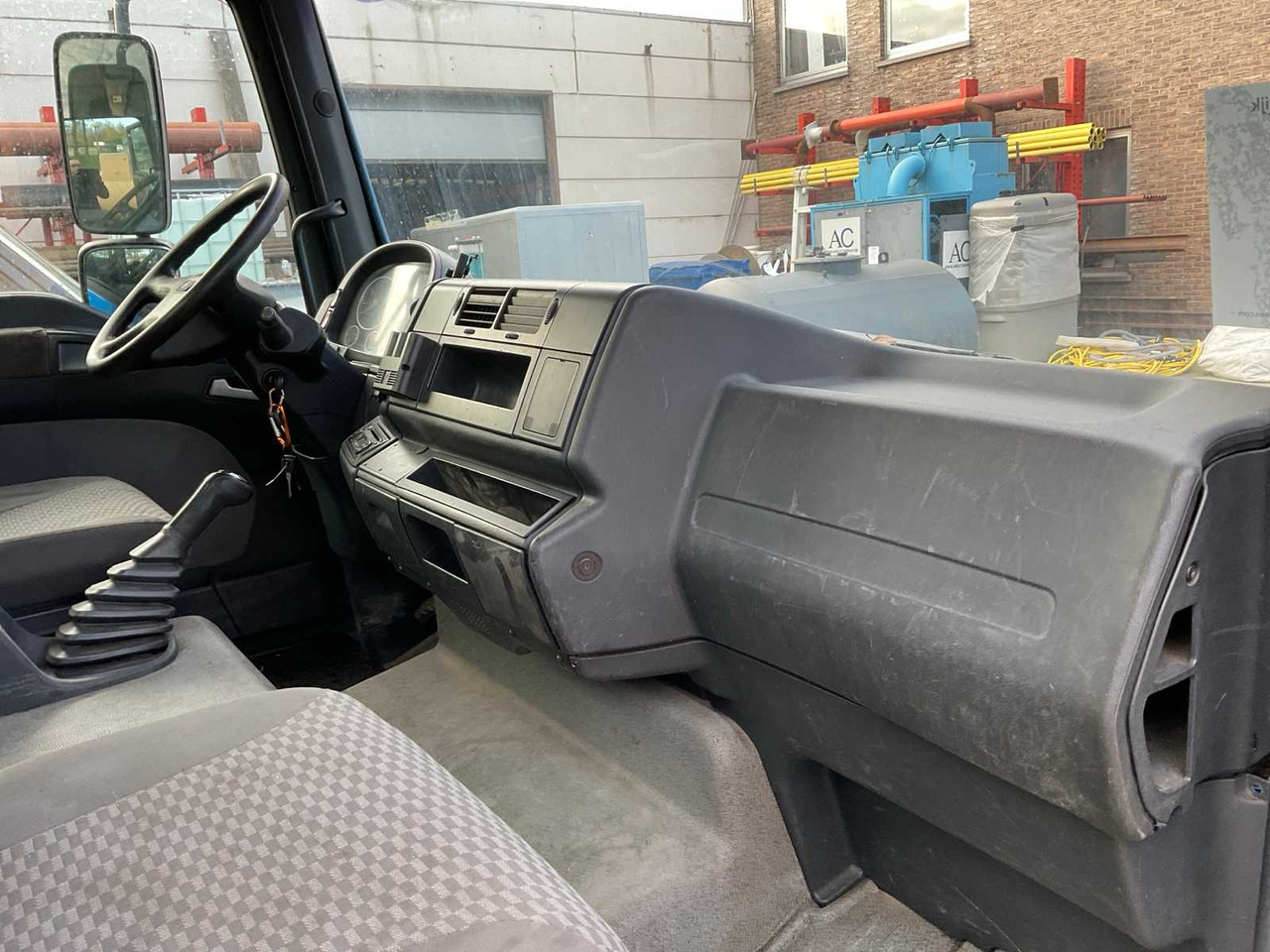 Camion MAN - 2008 - TGL 7.150 - TRUCK: photos 12 Camion MAN - 2008 - TGL 7.150 - TRUCK: photos 12