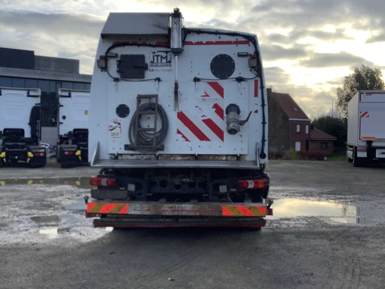 MERCEDES-BENZ - AROCS 963-0-A - TRUCK - 2016 - Camion: photos 5 MERCEDES-BENZ - AROCS 963-0-A - TRUCK - 2016 - Camion: photos 5