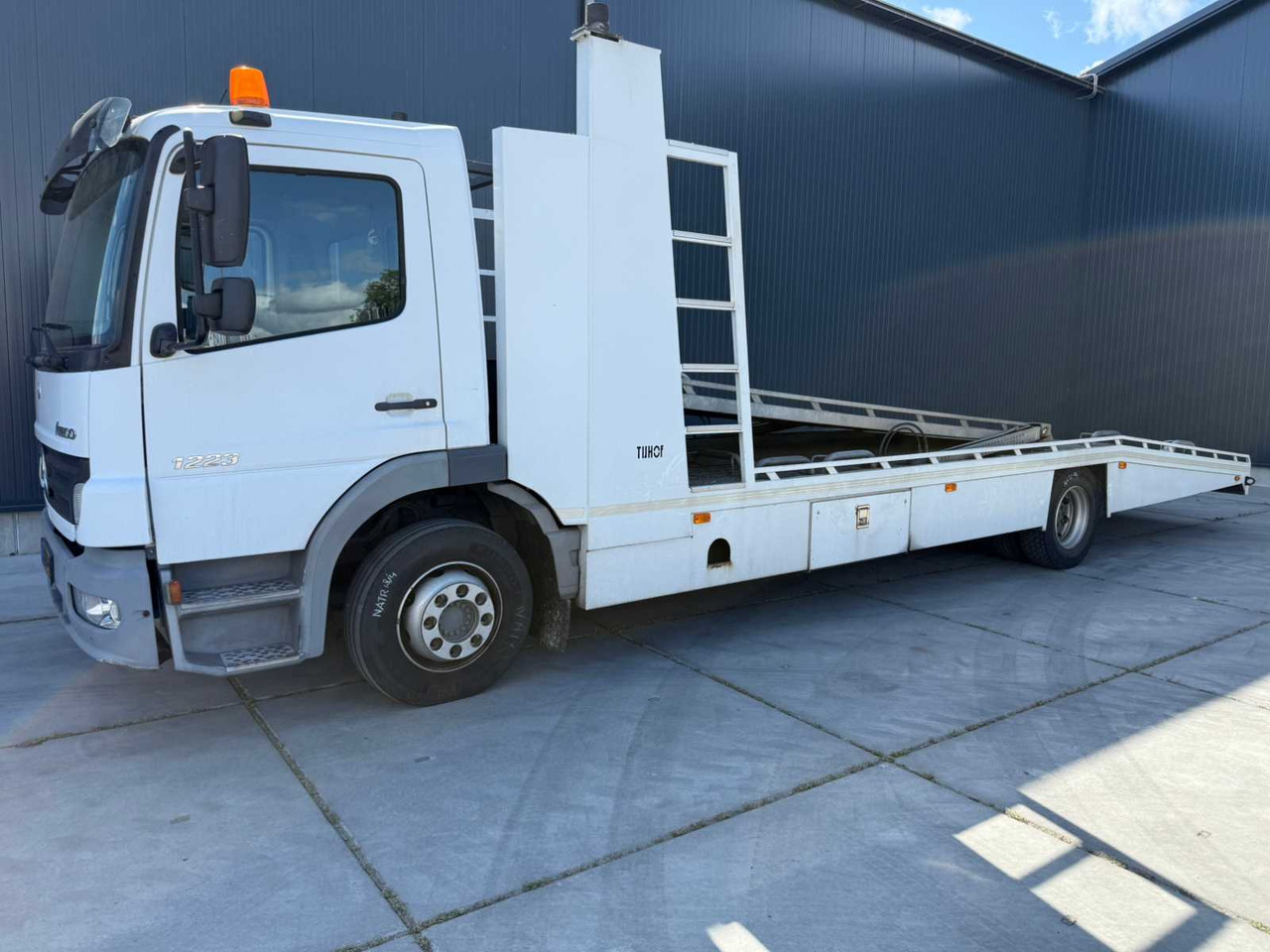 MERCEDES-BENZ - TIJHOF CAR TRANSPORTER - ATEGO 1223 - TRUCK - 2007 - Camion: photos 1 MERCEDES-BENZ - TIJHOF CAR TRANSPORTER - ATEGO 1223 - TRUCK - 2007 - Camion: photos 1