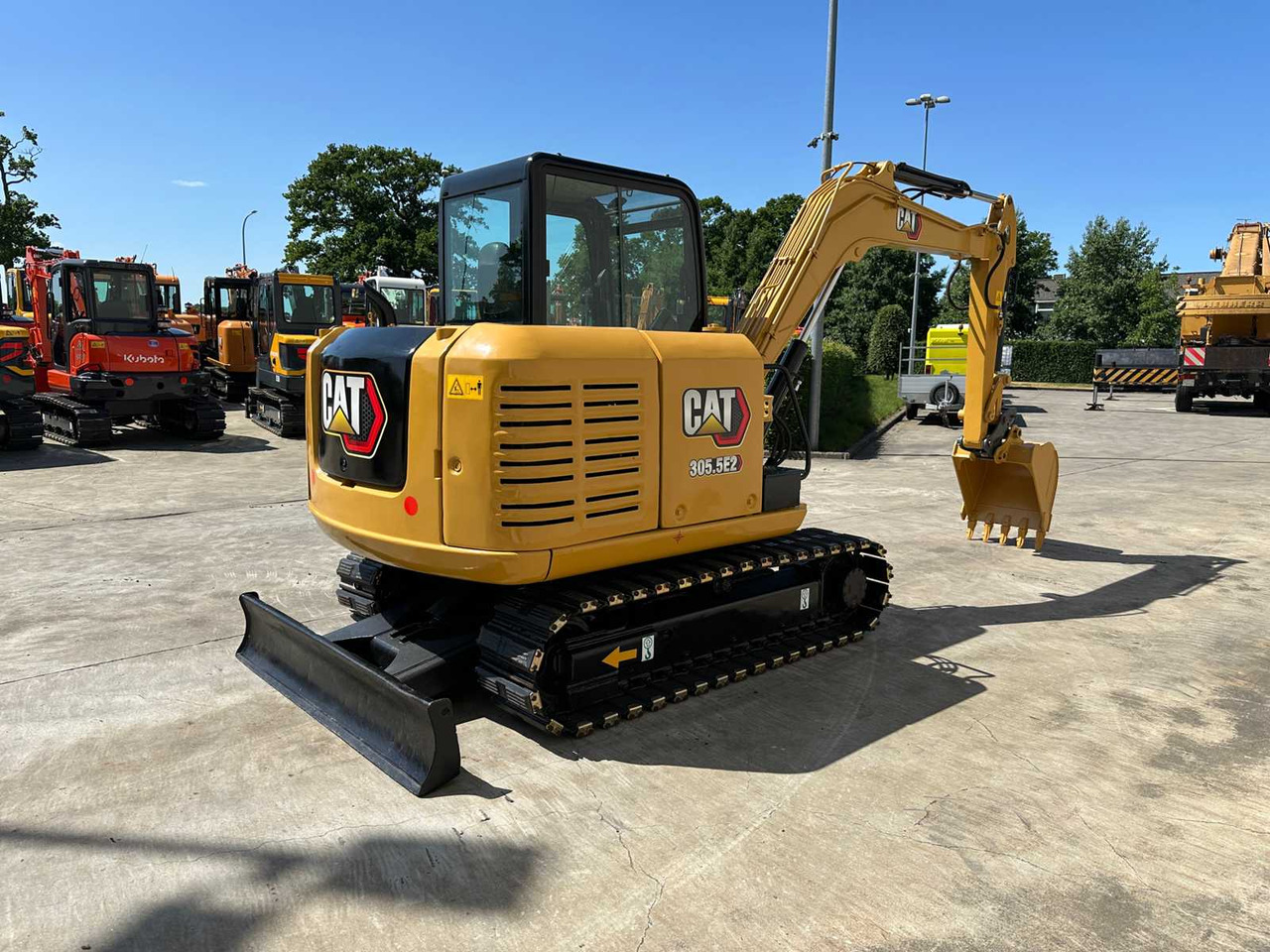 Caterpillar 305.5E2 - Pelle sur chenille: photos 4 Caterpillar 305.5E2 - Pelle sur chenille: photos 4