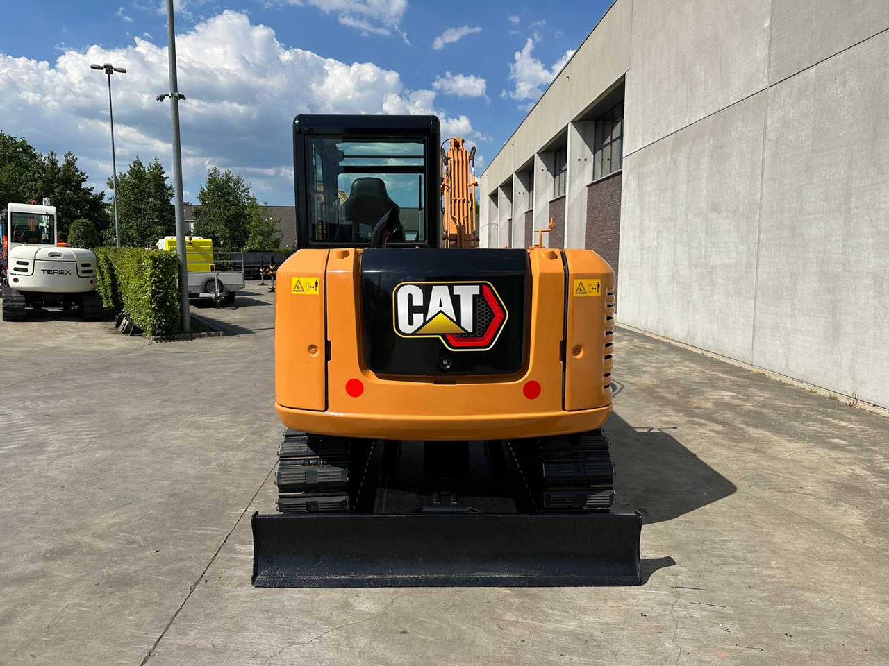Caterpillar 305.5E2 - Pelle sur chenille: photos 5 Caterpillar 305.5E2 - Pelle sur chenille: photos 5