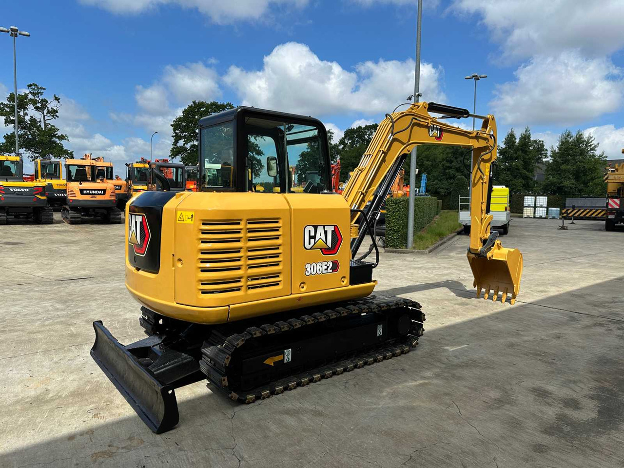 Caterpillar 306E2 - Pelle sur chenille: photos 4 Caterpillar 306E2 - Pelle sur chenille: photos 4