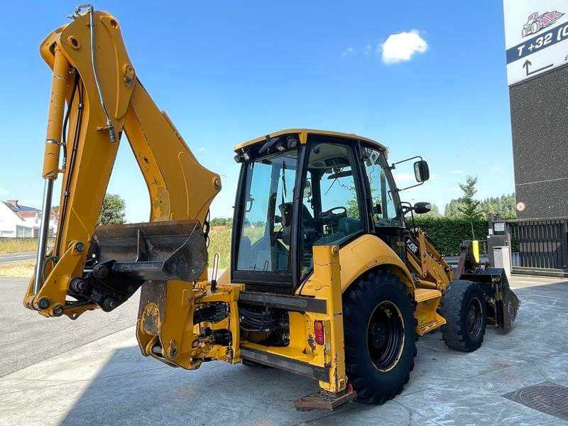 Caterpillar 428F - Tractopelle: photos 3 Caterpillar 428F - Tractopelle: photos 3