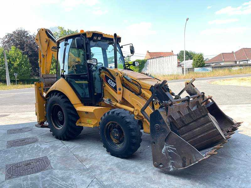 Caterpillar 428F - Tractopelle: photos 1 Caterpillar 428F - Tractopelle: photos 1