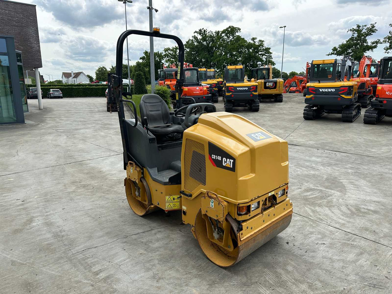 Caterpillar CB14 CB14B - Rouleau compresseur: photos 3 Caterpillar CB14 CB14B - Rouleau compresseur: photos 3