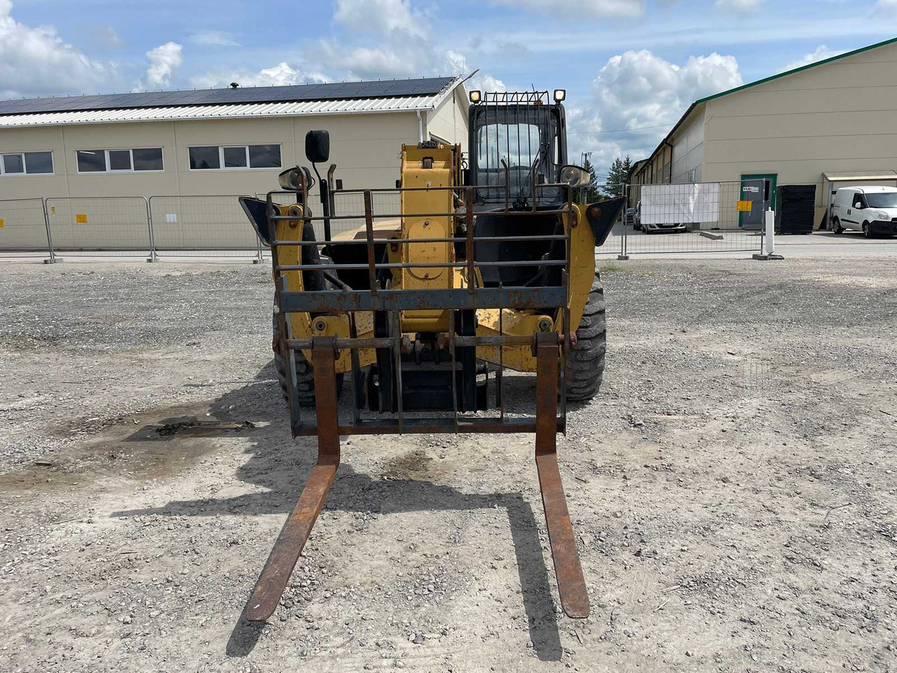 Caterpillar TH360B - Chargeuse sur pneus: photos 3 Caterpillar TH360B - Chargeuse sur pneus: photos 3