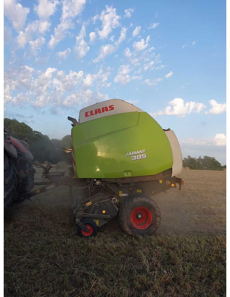Claas VARIANT 385 - Presse à balles rondes: photos 4 Claas VARIANT 385 - Presse à balles rondes: photos 4