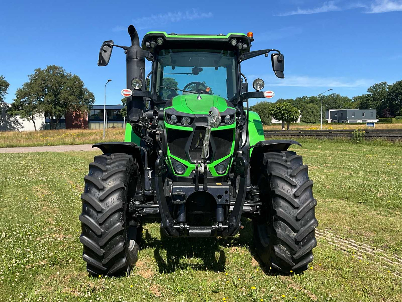 Deutz-fahr 6125 C TTV - Tracteur agricole: photos 3 Deutz-fahr 6125 C TTV - Tracteur agricole: photos 3