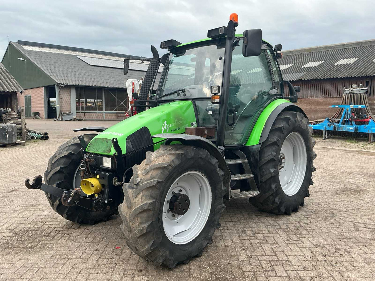 Deutz-fahr Agrotron 100 - Tracteur agricole: photos 1 Deutz-fahr Agrotron 100 - Tracteur agricole: photos 1