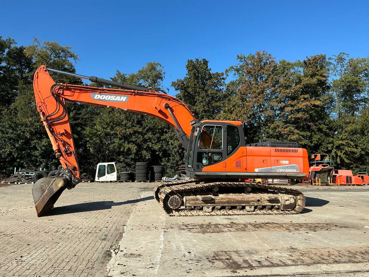 Doosan DX255LC - Pelle sur chenille: photos 2 Doosan DX255LC - Pelle sur chenille: photos 2