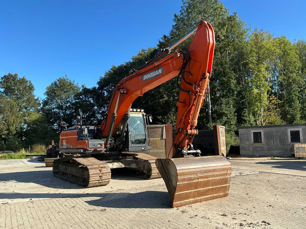 Doosan DX255LC - Pelle sur chenille: photos 4 Doosan DX255LC - Pelle sur chenille: photos 4