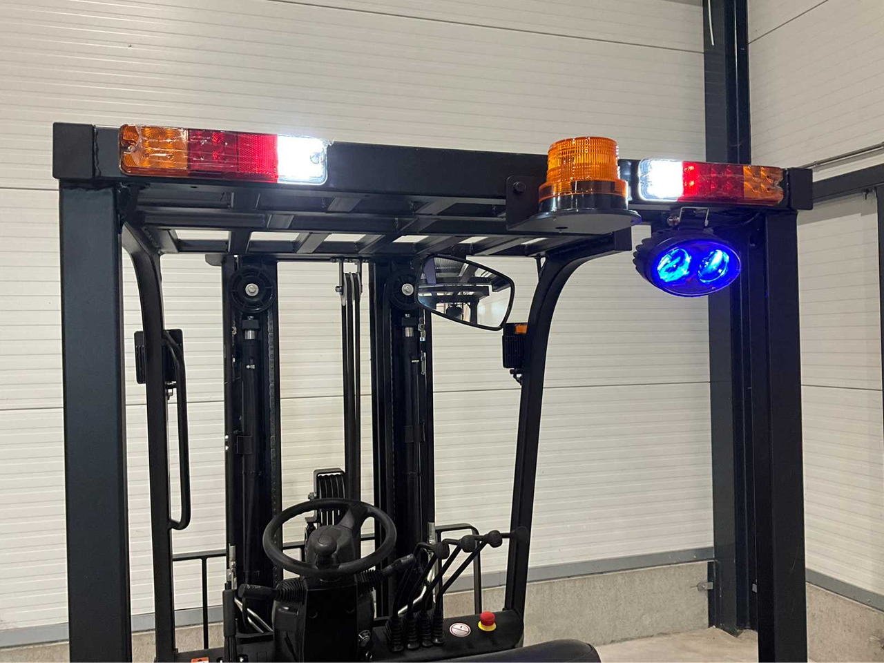 Chariot élévateur EP - 2025 - EFS 151 - FORKLIFT TRUCK: photos 16 Chariot élévateur EP - 2025 - EFS 151 - FORKLIFT TRUCK: photos 16