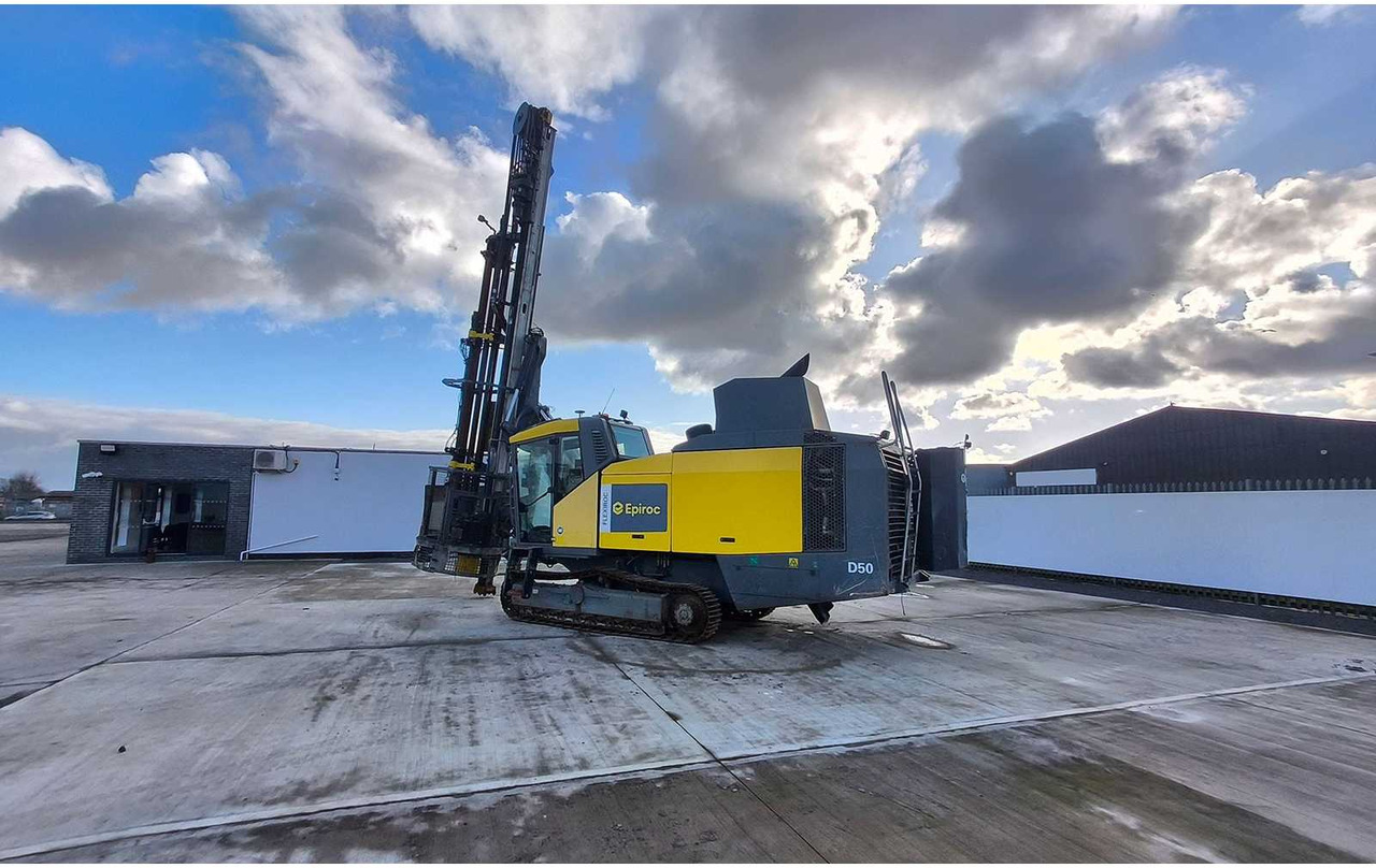 Atlas Copco (Epiroc) FlexiROC D50-10SF - Engins de chantier: photos 1 Atlas Copco (Epiroc) FlexiROC D50-10SF - Engins de chantier: photos 1