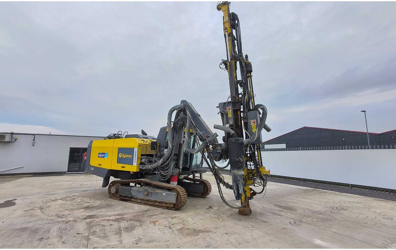 Atlas Copco (Epiroc) FlexiROC T45-11SF - Engins de chantier: photos 4 Atlas Copco (Epiroc) FlexiROC T45-11SF - Engins de chantier: photos 4