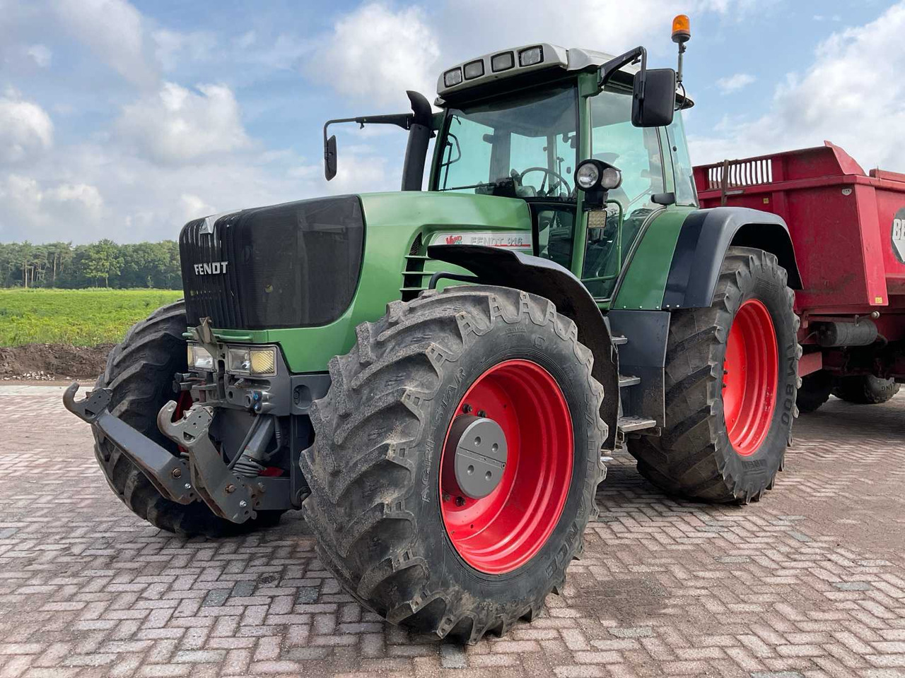 Fendt 916 Vario TMS - Tracteur agricole: photos 1 Fendt 916 Vario TMS - Tracteur agricole: photos 1