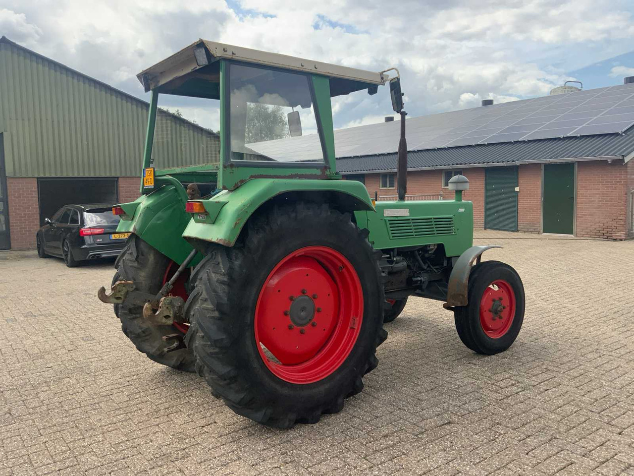 Fendt Farmer 108S - Tracteur agricole: photos 4 Fendt Farmer 108S - Tracteur agricole: photos 4