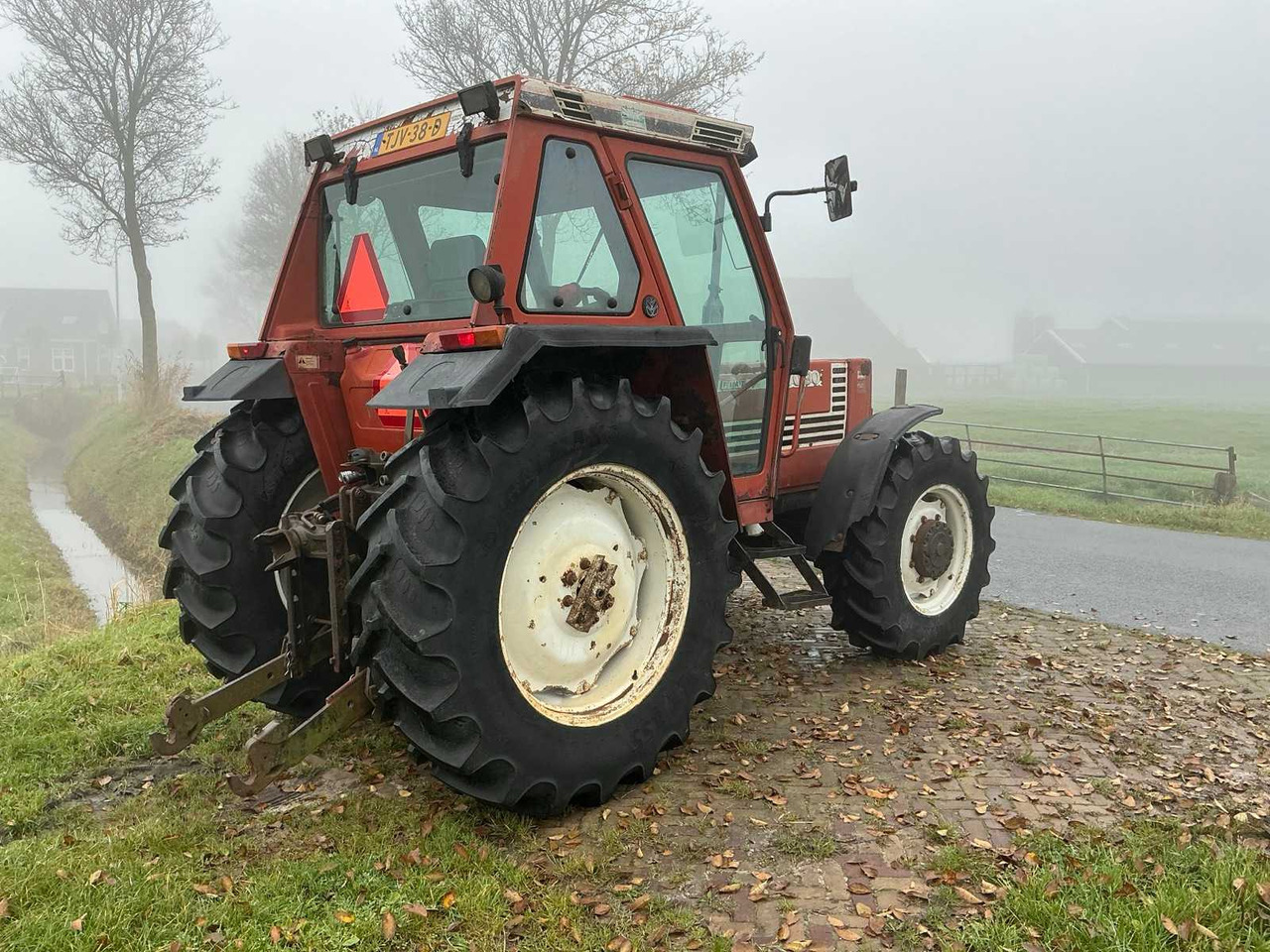 Fiat 1990 FIAT 70-90 DT ALL-WHEEL DRIVE FARM TRACTOR - Tracteur agricole: photos 5 Fiat 1990 FIAT 70-90 DT ALL-WHEEL DRIVE FARM TRACTOR - Tracteur agricole: photos 5