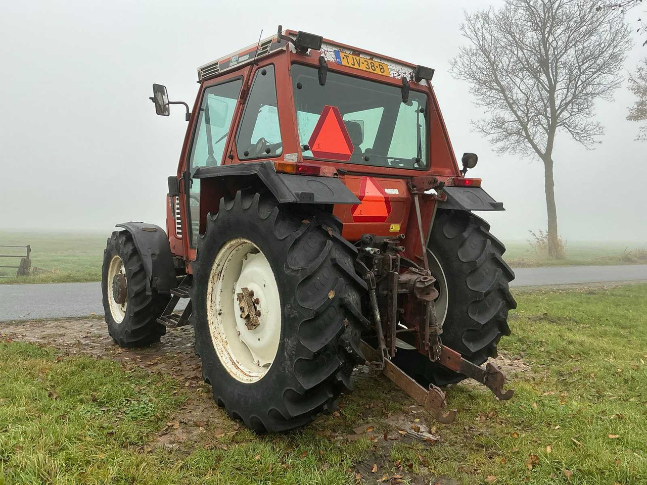 Tracteur agricole Fiat 1990 FIAT 70-90 DT ALL-WHEEL DRIVE FARM TRACTOR: photos 7 Tracteur agricole Fiat 1990 FIAT 70-90 DT ALL-WHEEL DRIVE FARM TRACTOR: photos 7