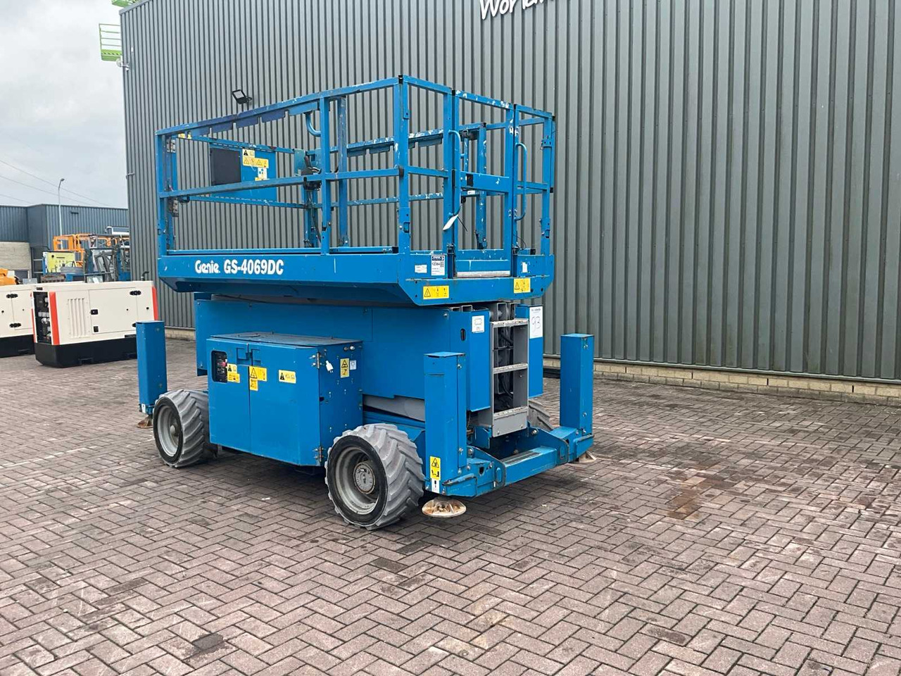 Genie GS-4069DC - Nacelle: photos 1 Genie GS-4069DC - Nacelle: photos 1