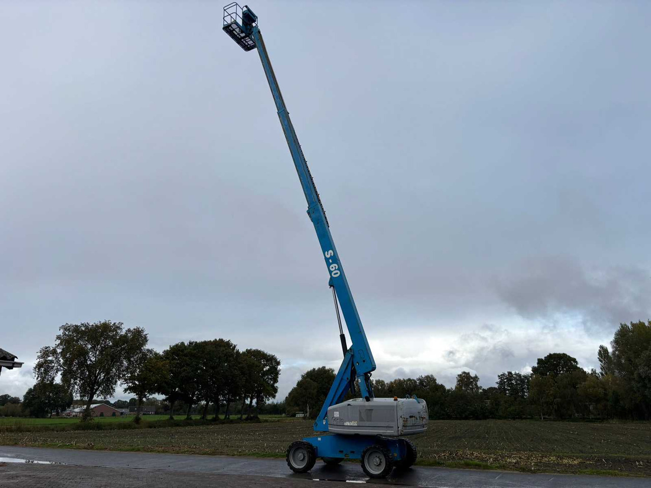 Genie S60 - Nacelle: photos 5 Genie S60 - Nacelle: photos 5