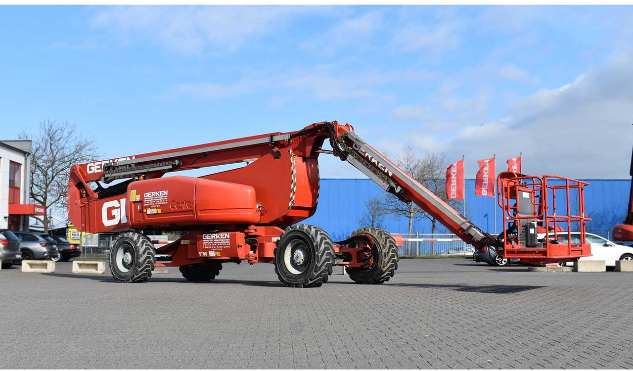 Genie Z135 - Nacelle: photos 1 Genie Z135 - Nacelle: photos 1