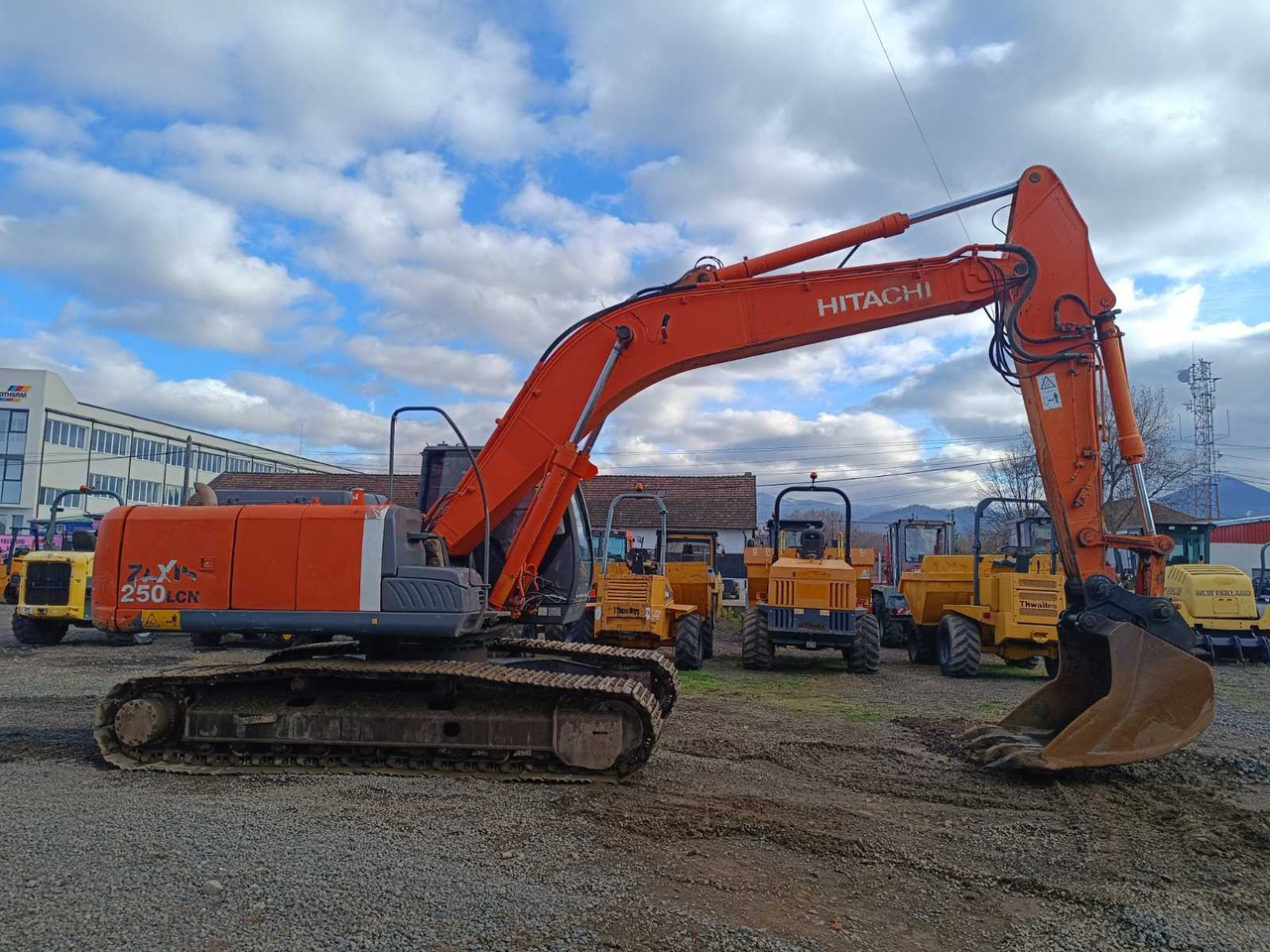 HITACHI - 2010 - ZX250LCN-3 - TRACKED EXCAVATOR - Pelle: photos 2 HITACHI - 2010 - ZX250LCN-3 - TRACKED EXCAVATOR - Pelle: photos 2