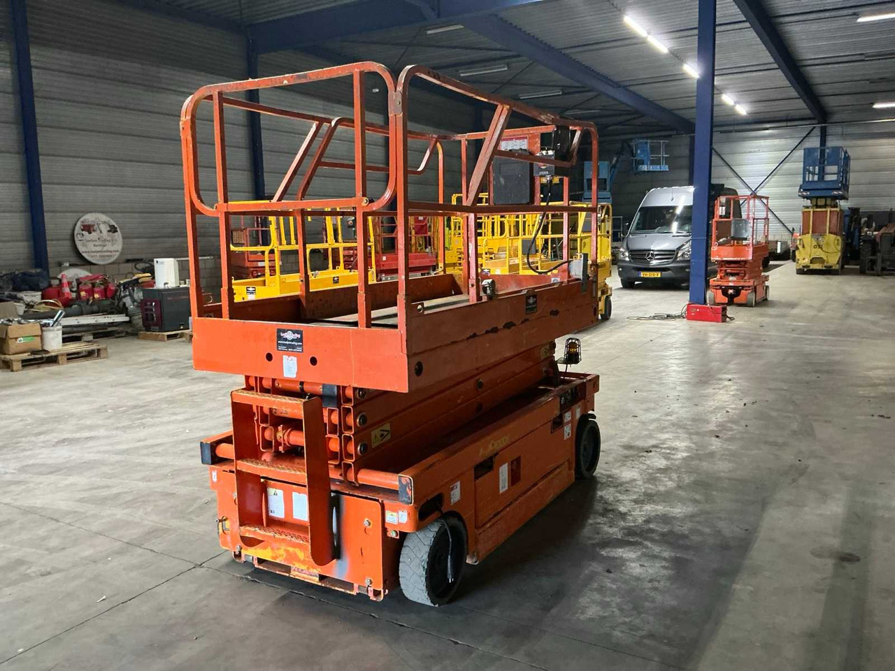 Haulotte Compact 10 - Nacelle: photos 5 Haulotte Compact 10 - Nacelle: photos 5