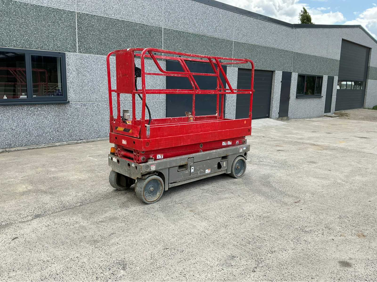 Haulotte Compact 8 - Nacelle: photos 1 Haulotte Compact 8 - Nacelle: photos 1
