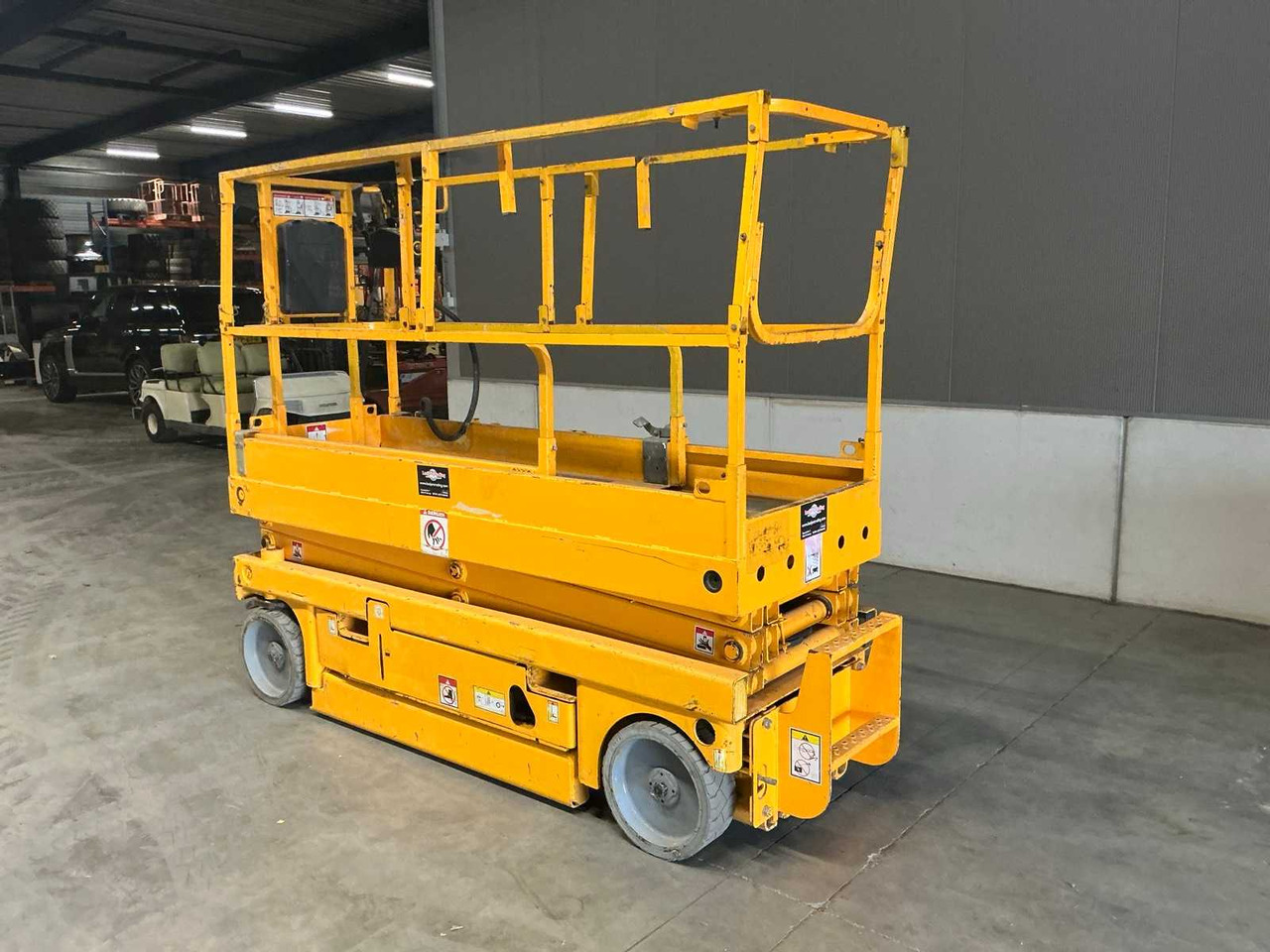 Haulotte Compact 8 - Nacelle: photos 3 Haulotte Compact 8 - Nacelle: photos 3