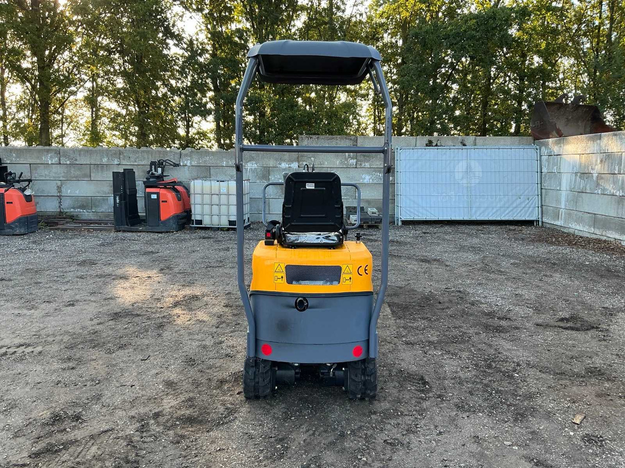 Hytec 2022 HYTEC XV10B MINI EXCAVATOR - Mini pelle: photos 4 Hytec 2022 HYTEC XV10B MINI EXCAVATOR - Mini pelle: photos 4