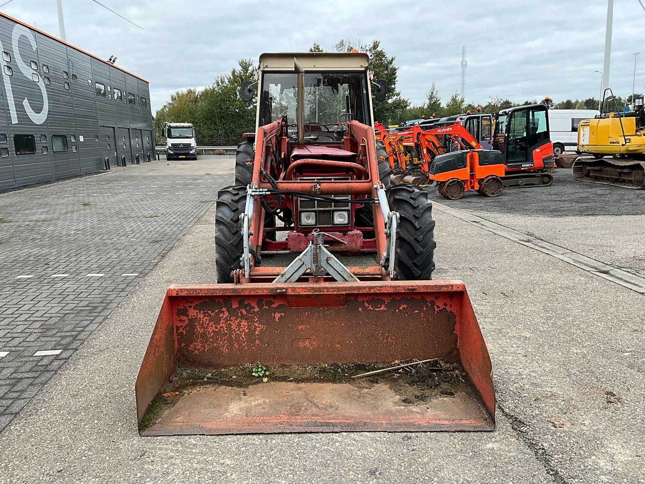 Tracteur agricole International 844AS: photos 8 Tracteur agricole International 844AS: photos 8