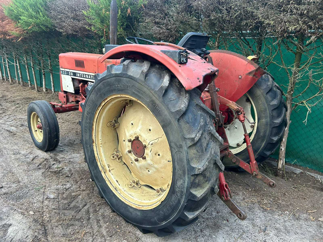 International Harvester 633 SA - Tracteur agricole: photos 4 International Harvester 633 SA - Tracteur agricole: photos 4