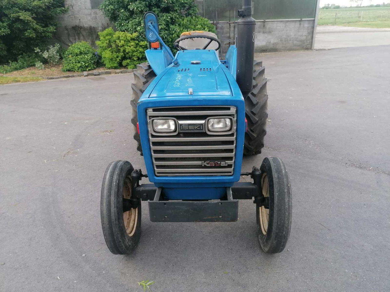 Iseki TL2500 - Micro tracteur: photos 2 Iseki TL2500 - Micro tracteur: photos 2