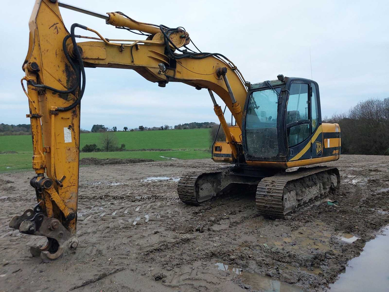 JCB JS130 - Pelle sur chenille: photos 2 JCB JS130 - Pelle sur chenille: photos 2