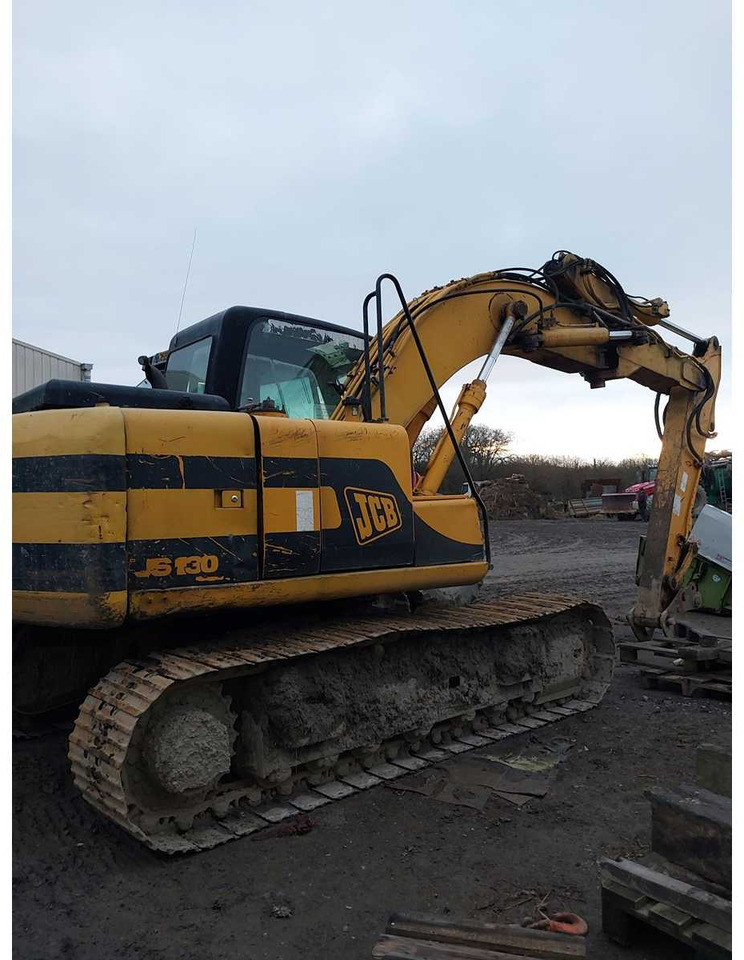 JCB JS130 - Pelle sur chenille: photos 4 JCB JS130 - Pelle sur chenille: photos 4