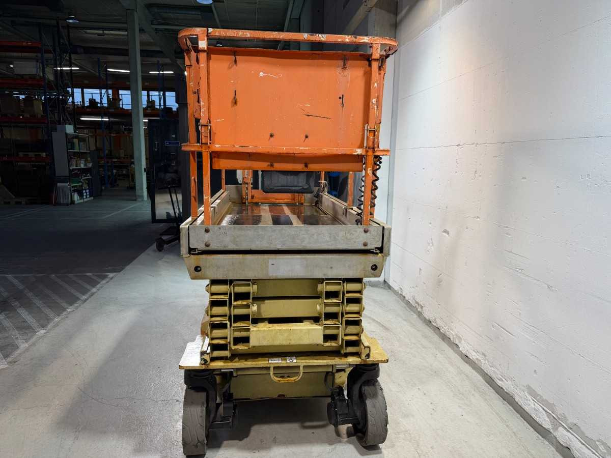 JLG - 2011 - 3246ES - AERIAL PLATFORM - Nacelle: photos 3 JLG - 2011 - 3246ES - AERIAL PLATFORM - Nacelle: photos 3