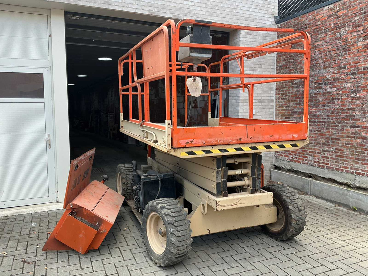 JLG 26 MRT - Nacelle: photos 2 JLG 26 MRT - Nacelle: photos 2