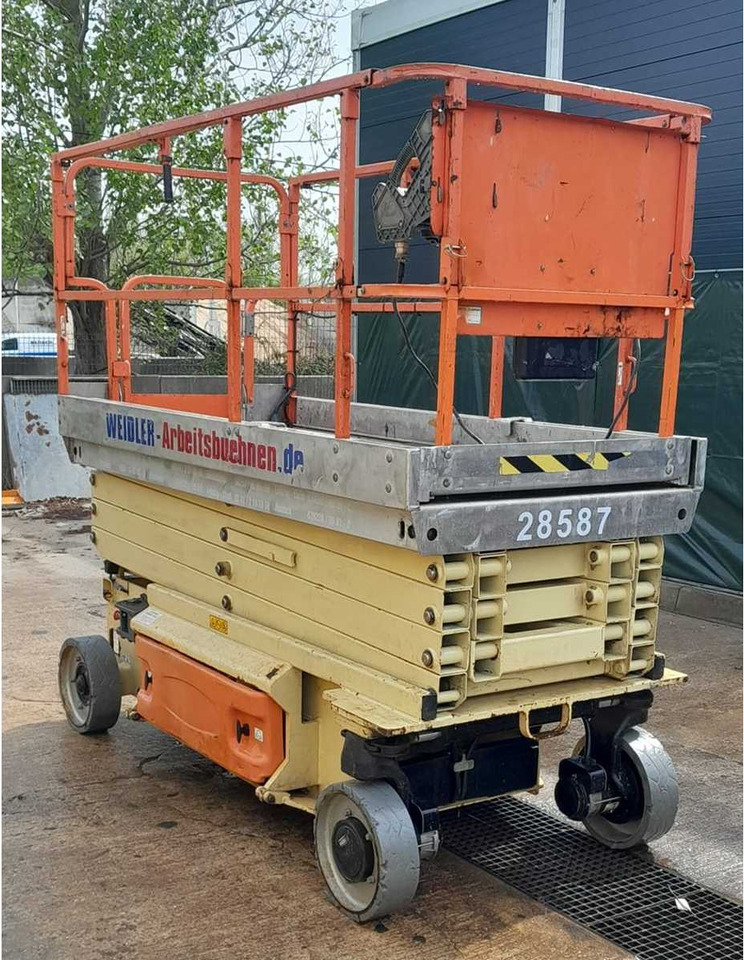 JLG 3246ES - Nacelle: photos 3 JLG 3246ES - Nacelle: photos 3